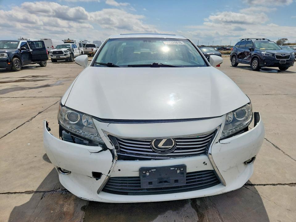 41828816 :رقم المزاد ، JTHBK1GG9E2148489 vin ، 2014 Lexus Es 350 مزاد بيع