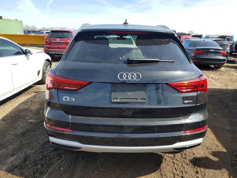46435726 :رقم المزاد ، WA1AECF31L1103235 vin ، 2020 Audi Q3 مزاد بيع