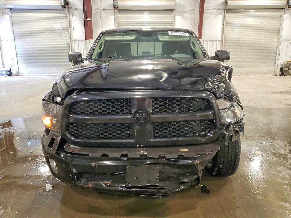 46332416 :رقم المزاد ، 1C6RR7LTXKS631591 vin ، 2019 Ram 1500 Classic مزاد بيع