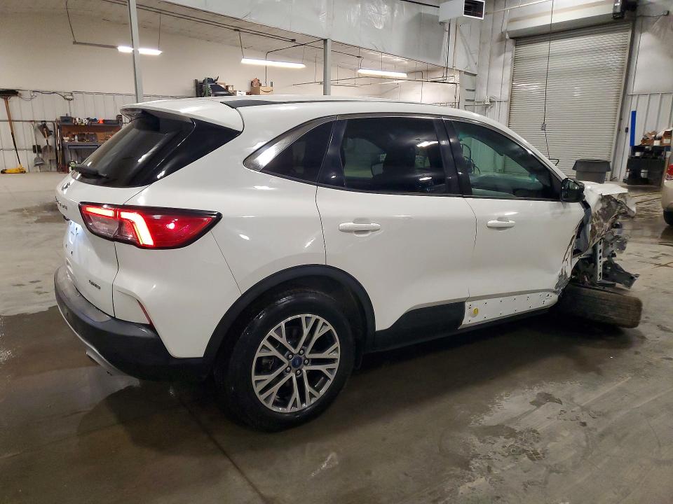 47922176 :رقم المزاد ، 1FMCU9H6XNUA56361 vin ، 2022 Ford Escape مزاد بيع