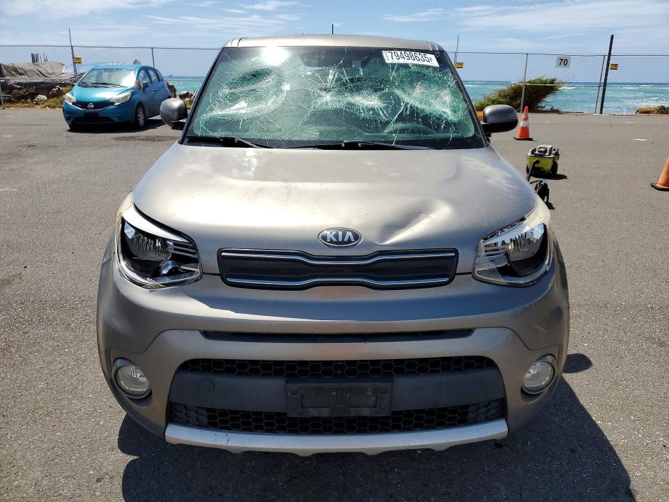 2018 Kia Soul მანქანა იყიდება აუქციონზე, vin: KNDJP3A50J7555342, აუქციონის ნომერი: 79498635