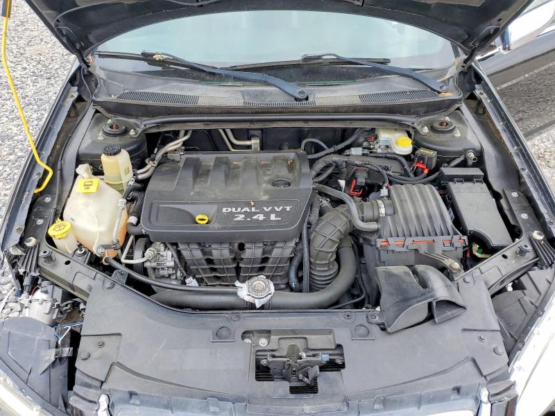 Auction sale of the 2011 Chrysler 200, vin: 1C3BC2FB7BN600660, lot number: 48085736