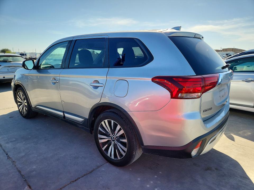 Продаж на аукціоні авто 2019 Mitsubishi Outlander, vin: JA4AD2A36KJ000136, номер лоту: 46260846