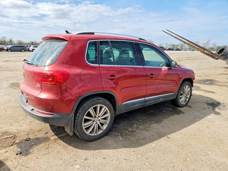 2016 Volkswagen Tiguan მანქანა იყიდება აუქციონზე, vin: WVGBV7AX2GW076207, აუქციონის ნომერი: 47497176
