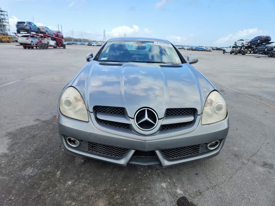 41820136 :رقم المزاد ، WDBWK58F99F191226 vin ، 2009 Mercedes-benz Slk مزاد بيع