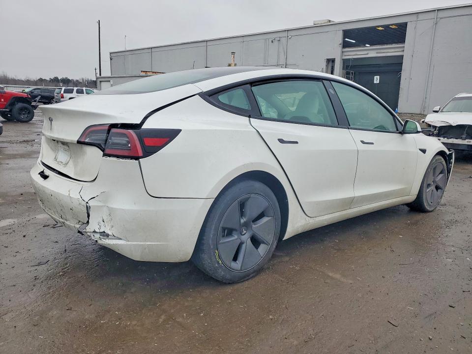 Продажа на аукционе авто 2023 Tesla Model 3, vin: 5YJ3E1EA1PF705147, номер лота: 79620265