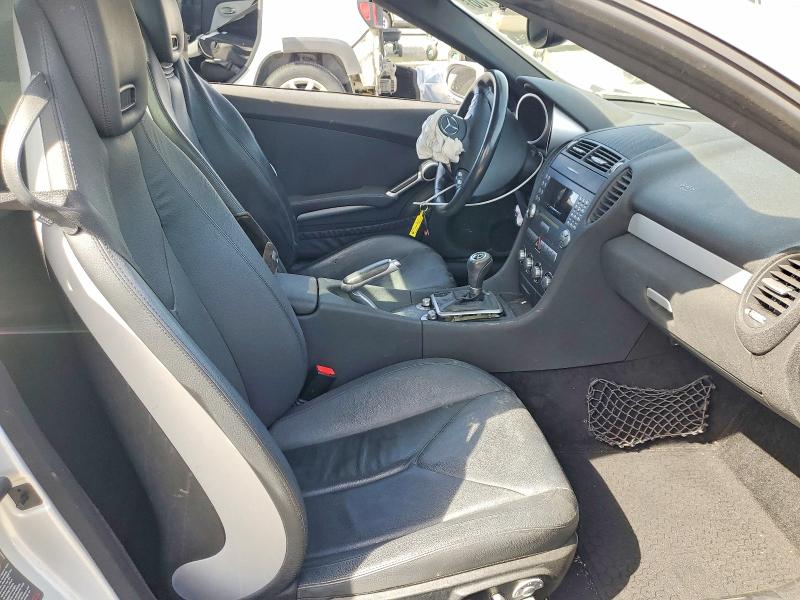 Продажа на аукционе авто 2006 Mercedes Benz Slk, vin: WDBWK54FX6F076751, номер лота: 46064156