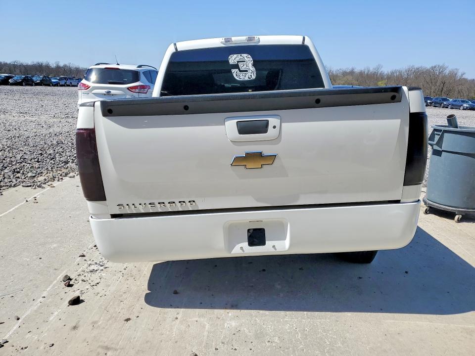 Продаж на аукціоні авто 2011 Chevrolet Silverado, vin: 3GCPCSE04BG242203, номер лоту: 47243876