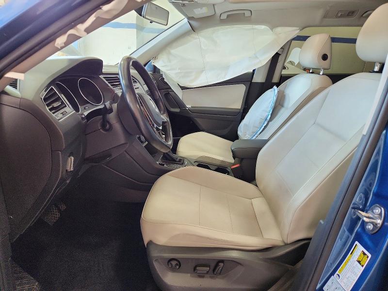 45800546 :رقم المزاد ، 3VV2B7AX5JM170085 vin ، 2018 Volkswagen Tiguan مزاد بيع