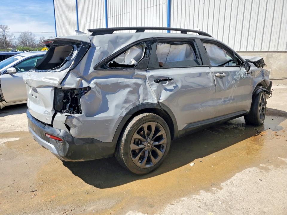 Продажа на аукционе авто 2023 Kia Sorento, vin: 5XYRKDLF0PG203242, номер лота: 46987596