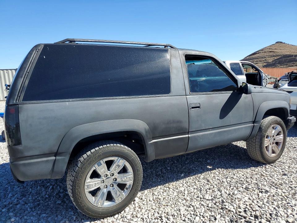 46901226 :رقم المزاد ، 3GNEK18K8SG112403 vin ، 1995 Chevrolet Tahoe مزاد بيع