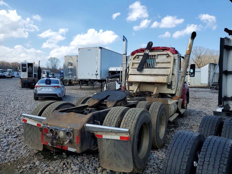Продажа на аукционе авто 2016 Kenworth T880, vin: 1XKZD40X1GH483460, номер лота: 79003345