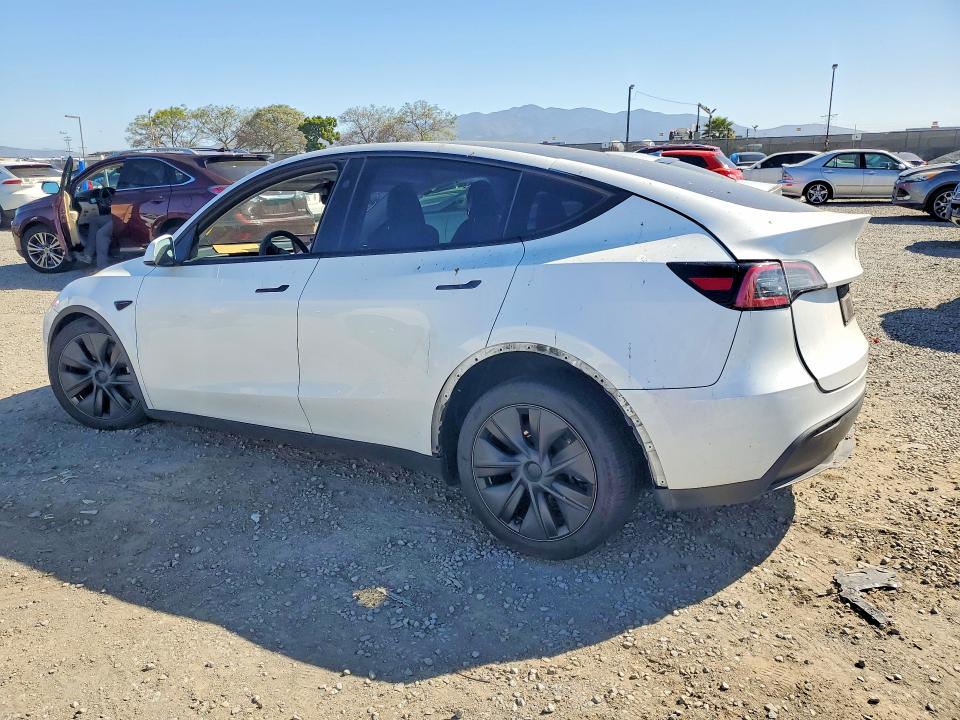 2024 Tesla Model Y მანქანა იყიდება აუქციონზე, vin: 7SAYGDED7RF158192, აუქციონის ნომერი: 79806055
