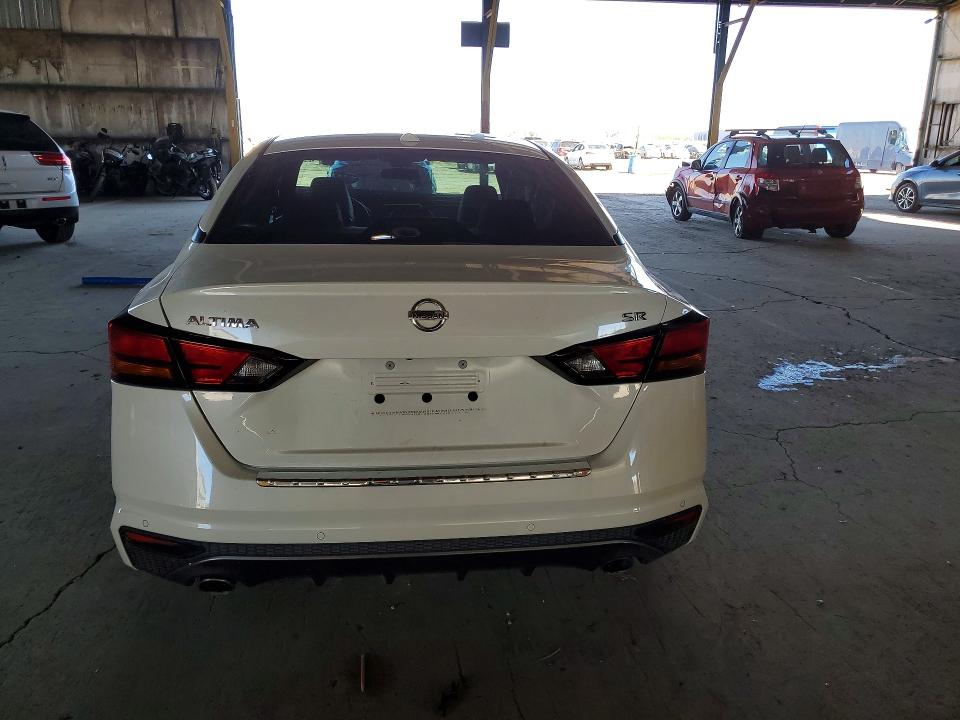 47117616 :رقم المزاد ، 1N4BL4CV8MN373171 vin ، 2021 Nissan Altima مزاد بيع