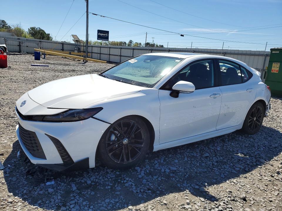 Auction sale of the 2025 Toyota Camry, vin: 4T1DAACK7SU096315, lot number: 46373706
