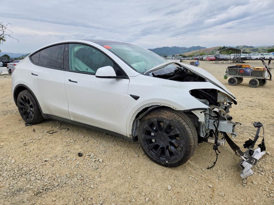 2021 Tesla Model Y მანქანა იყიდება აუქციონზე, vin: 5YJYGAEE7MF300702, აუქციონის ნომერი: 48174136