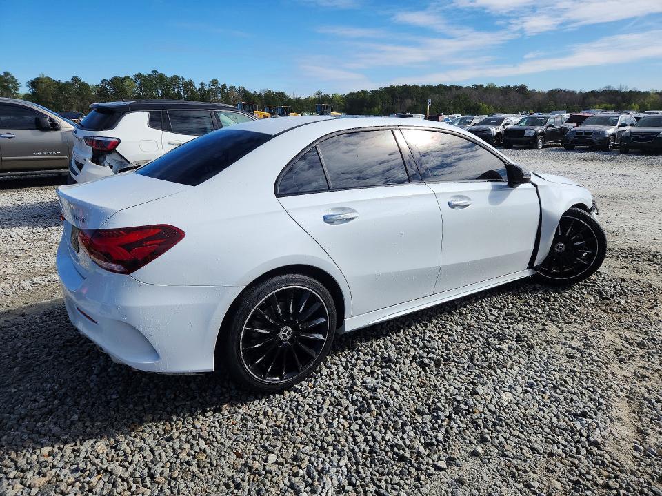 2019 Mercedes-benz A მანქანა იყიდება აუქციონზე, vin: WDD3G4FB0KW018173, აუქციონის ნომერი: 46510926