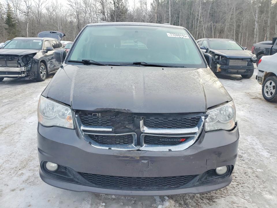 77288655 :رقم المزاد ، 2C4RDGDGXFR666843 vin ، 2015 Dodge Grand Caravan مزاد بيع
