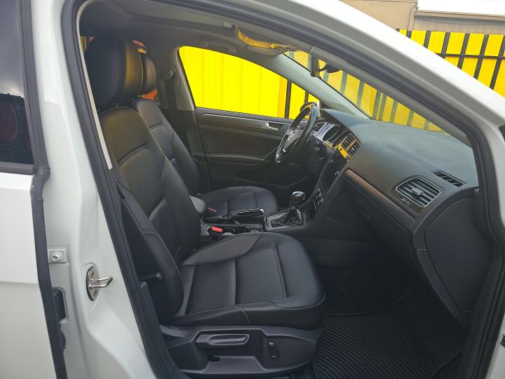 Aukcja sprzedaży 2018 Volkswagen Golf, vin: 3VWG17AU3JM279221, numer aukcji: 47721496