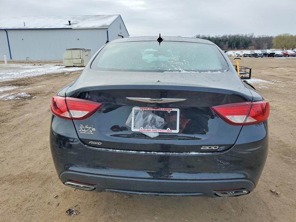 55596016 :رقم المزاد ، 1C3CCCDG2GN158385 vin ، 2016 Chrysler 200 مزاد بيع