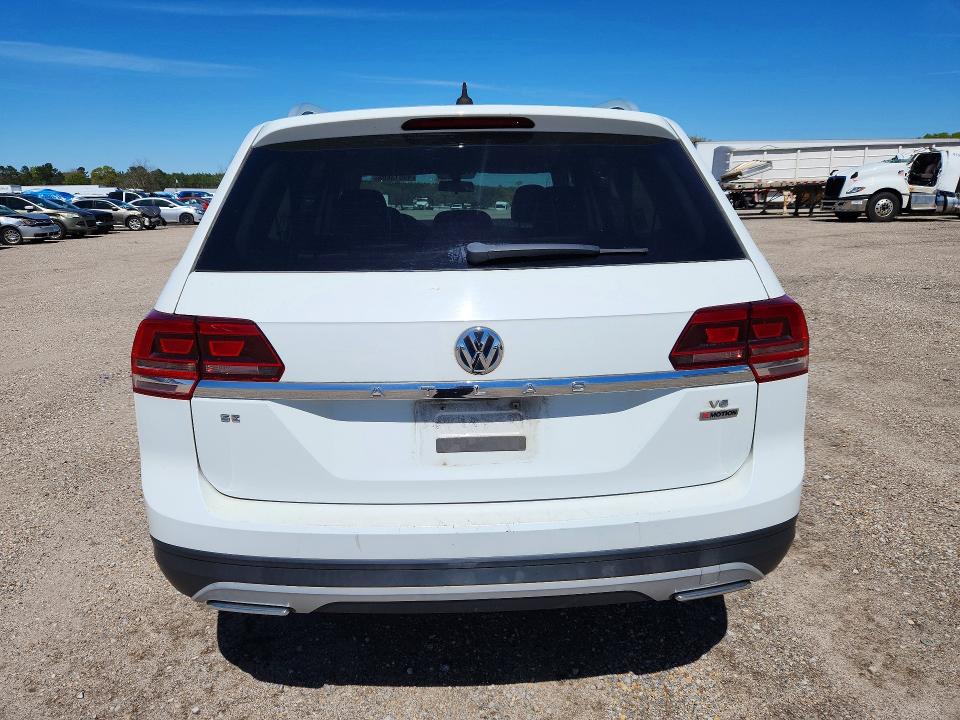 2018 Volkswagen Atlas მანქანა იყიდება აუქციონზე, vin: 1V2KR2CA6JC568038, აუქციონის ნომერი: 45813606