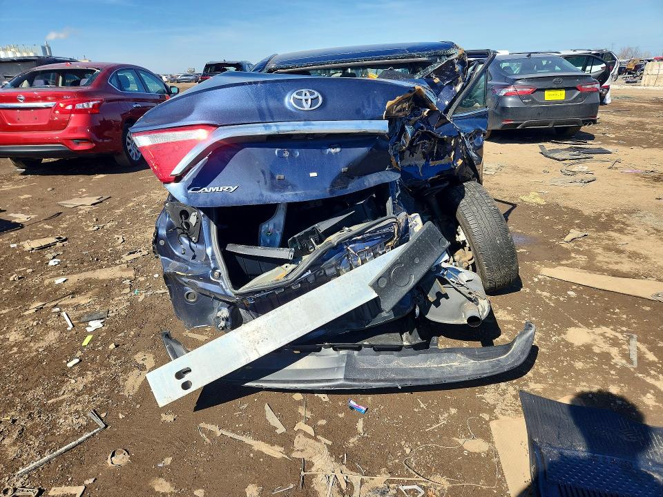 Aukcja sprzedaży 2016 Toyota Camry, vin: 4T4BF1FK2GR562685, numer aukcji: 46952646