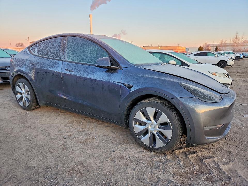 46304916 :رقم المزاد ، 7SAYGDEE9NF532191 vin ، 2022 Tesla Model Y مزاد بيع
