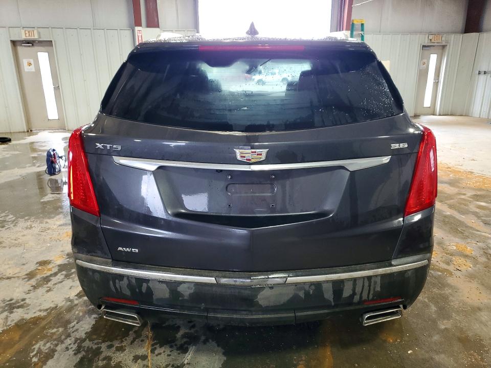 45496676 :رقم المزاد ، 1GYKNERS2HZ112912 vin ، 2017 Cadillac Xt5 مزاد بيع