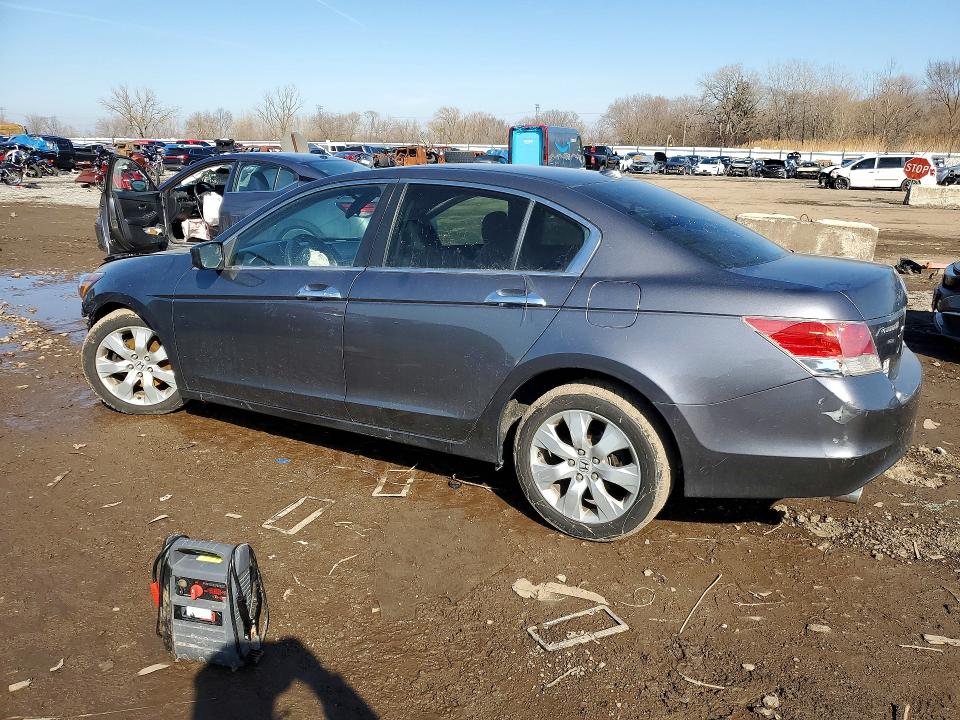 2010 Honda Accord მანქანა იყიდება აუქციონზე, vin: 1HGCP3F8XAA028683, აუქციონის ნომერი: 46714606