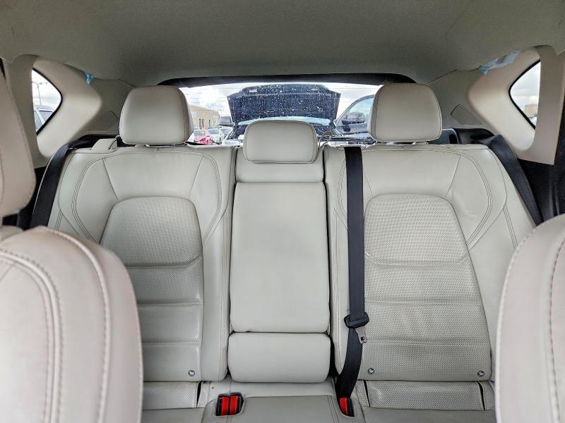 Продаж на аукціоні авто 2018 Mazda Cx-5, vin: JM3KFADM0J1348779, номер лоту: 79759575