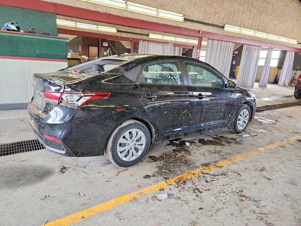 2022 Hyundai Accent მანქანა იყიდება აუქციონზე, vin: 3KPC24A69NE175511, აუქციონის ნომერი: 45938406