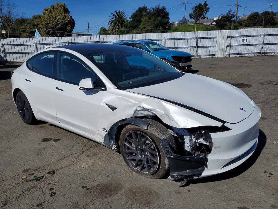 2025 Tesla Model 3 მანქანა იყიდება აუქციონზე, vin: 5YJ3E1EA6SF026077, აუქციონის ნომერი: 45625826