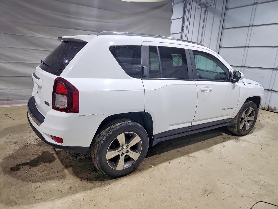 47050496 :رقم المزاد ، 1C4NJDEB5GD723981 vin ، 2016 Jeep Compass مزاد بيع
