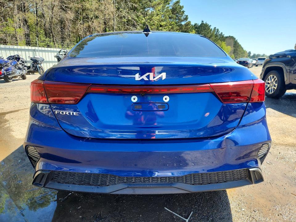 2022 Kia Forte მანქანა იყიდება აუქციონზე, vin: 3KPF24AD4NE426978, აუქციონის ნომერი: 46301316