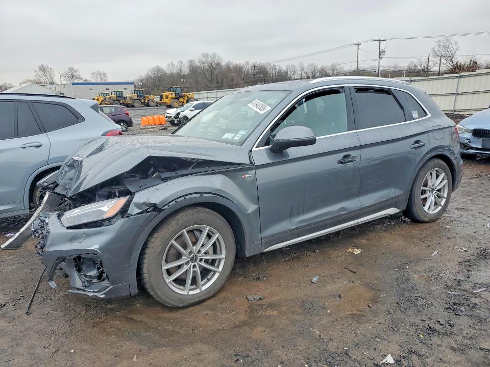 41943836 :رقم المزاد ، WA1F2BFY0P2089090 vin ، 2023 Audi Q5 E مزاد بيع