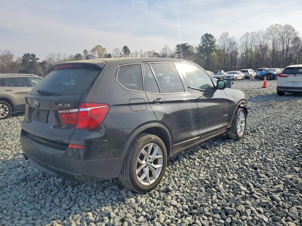 47774126 :رقم المزاد ، 5UXWX7C50BL734711 vin ، 2011 Bmw X3 مزاد بيع