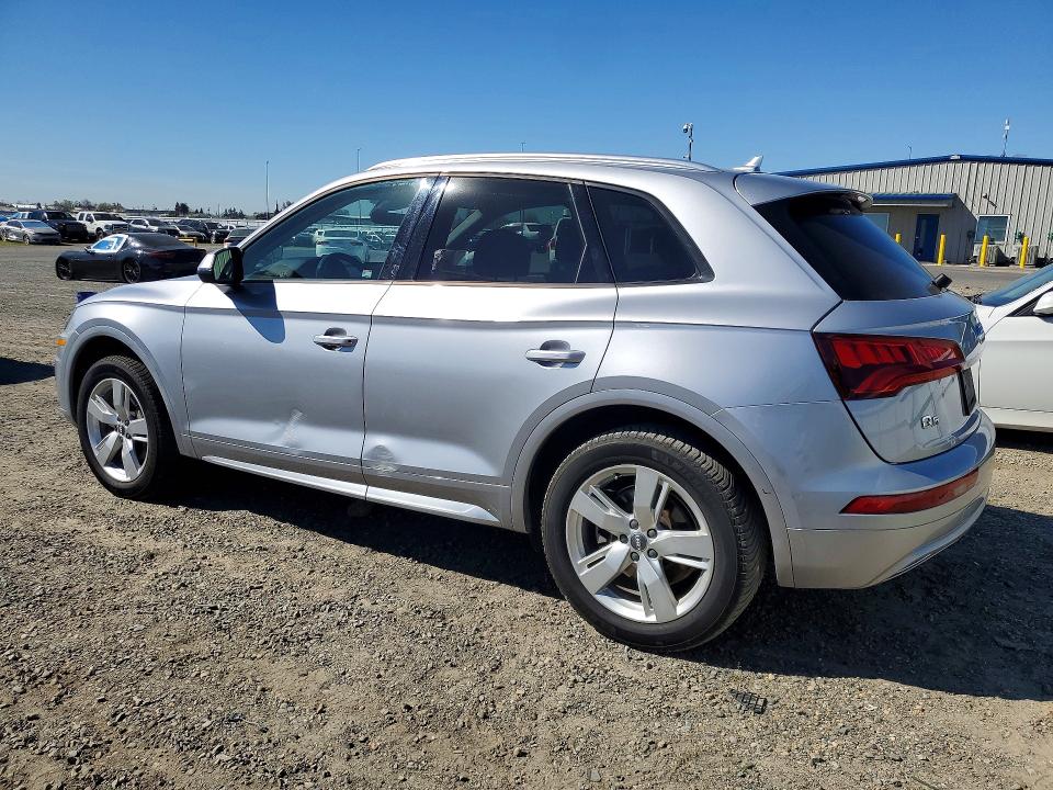 Продаж на аукціоні авто 2018 Audi Q5, vin: WA1ANAFY8J2020165, номер лоту: 45924706