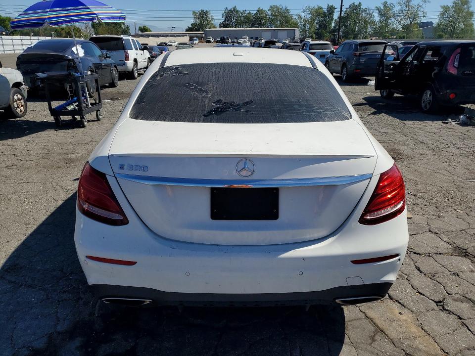 46187346 :رقم المزاد ، WDDZF4JBXHA098351 vin ، 2017 Mercedes-benz E مزاد بيع