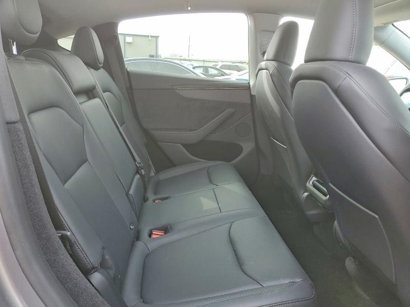 47172056 :رقم المزاد ، 7SAYGDED0TF462794 vin ، 2026 Tesla Y مزاد بيع