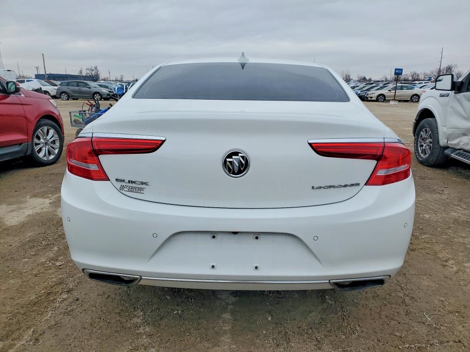 41595046 :رقم المزاد ، 1G4ZR5SS6HU169092 vin ، 2017 Buick Lacrosse مزاد بيع