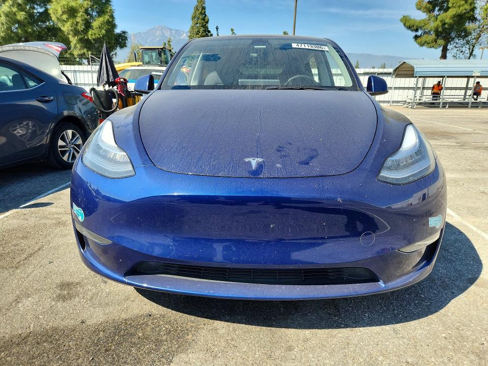 47119306 :رقم المزاد ، 7SAYGDEE8PA086566 vin ، 2023 Tesla Model Y مزاد بيع
