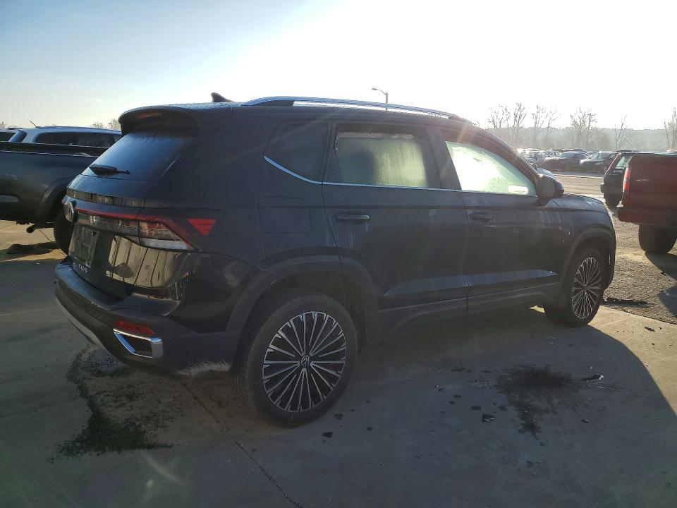 Продаж на аукціоні авто 2025 Volkswagen Taos, vin: 3VVSC7B20SM042709, номер лоту: 41889886