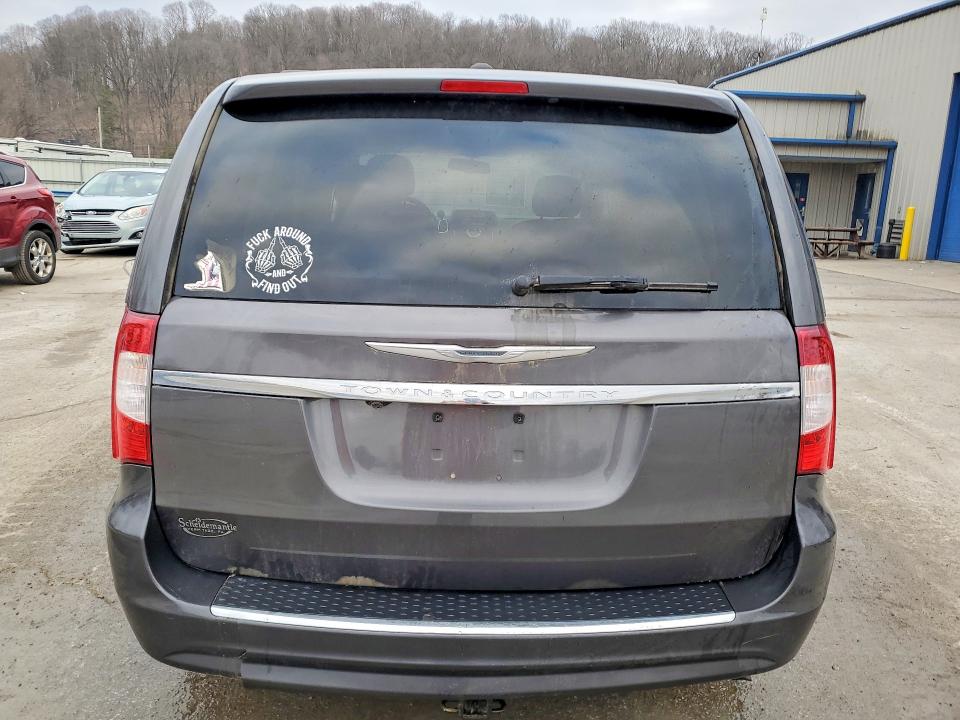 2016 Chrysler Town & Country მანქანა იყიდება აუქციონზე, vin: 2C4RC1BG9GR189892, აუქციონის ნომერი: 45456276