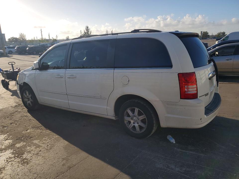 Продажа на аукционе авто 2008 Chrysler Town & Country, vin: 2A8HR54PX8R621396, номер лота: 79979125