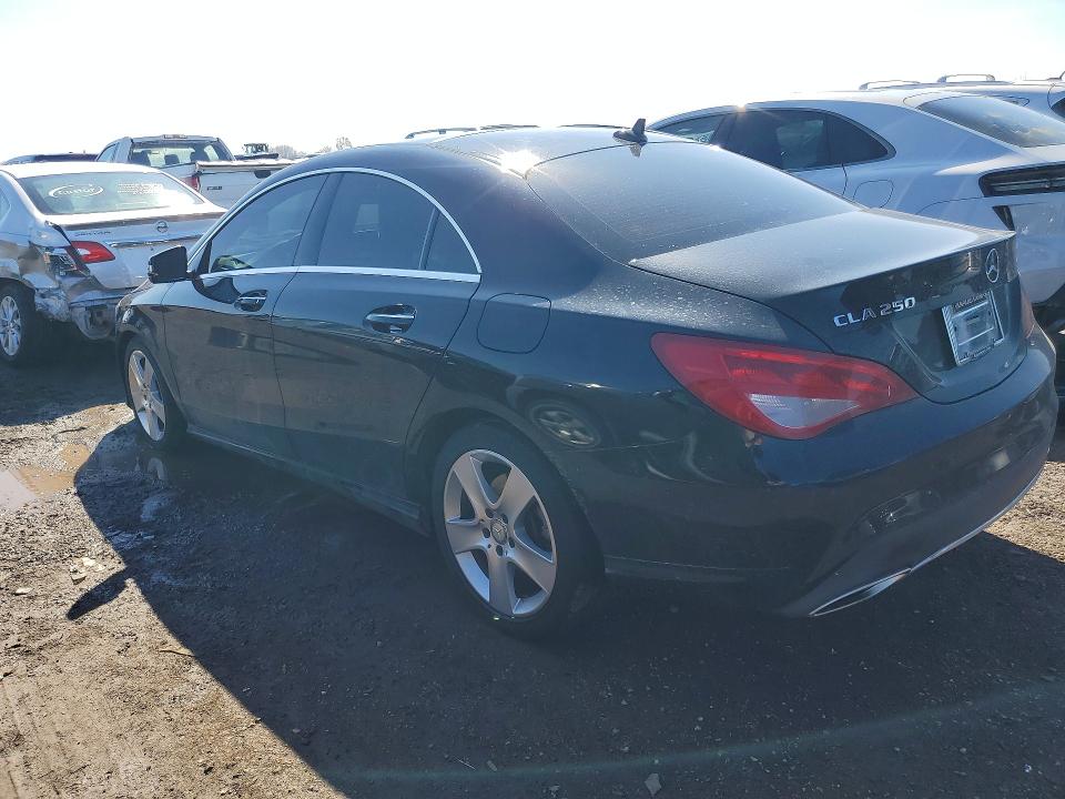 46568956 :رقم المزاد ، WDDSJ4GB0HN407650 vin ، 2017 Mercedes-benz Cla مزاد بيع