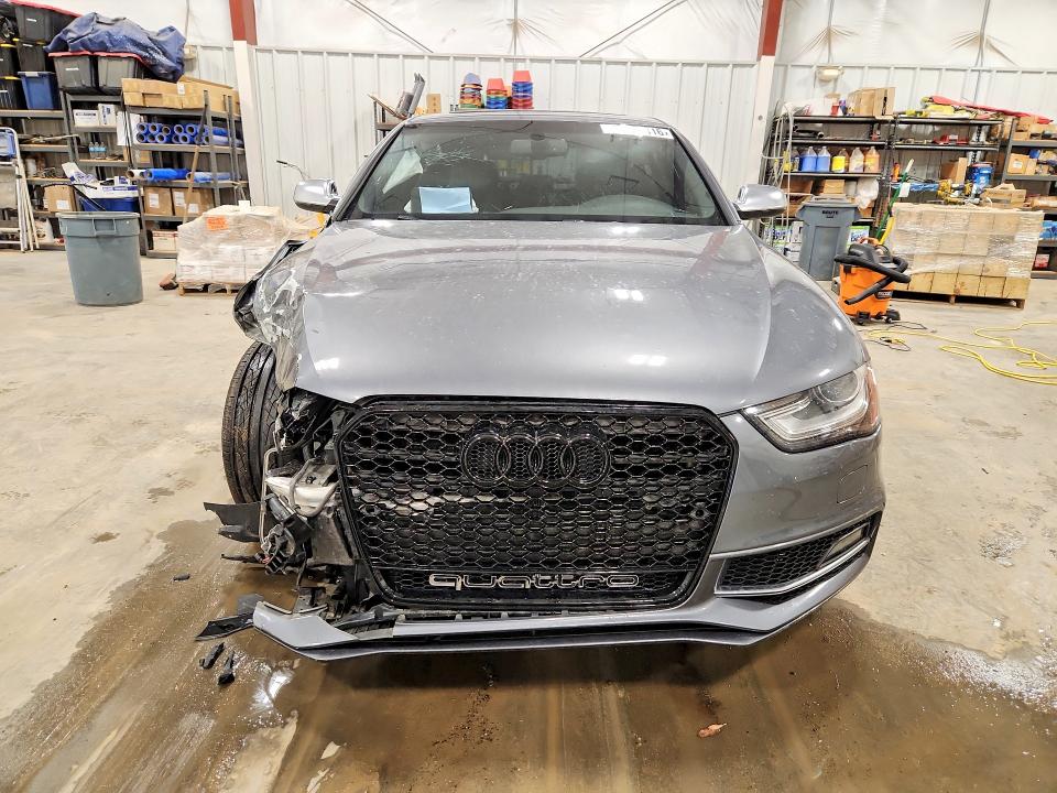 Продаж на аукціоні авто 2015 Audi S4, vin: WAUBGAFL4FA130018, номер лоту: 45942816