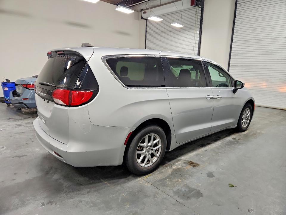 Продажа на аукционе авто 2023 Chrysler Voyager, vin: 2C4RC1CG3PR530301, номер лота: 41767116