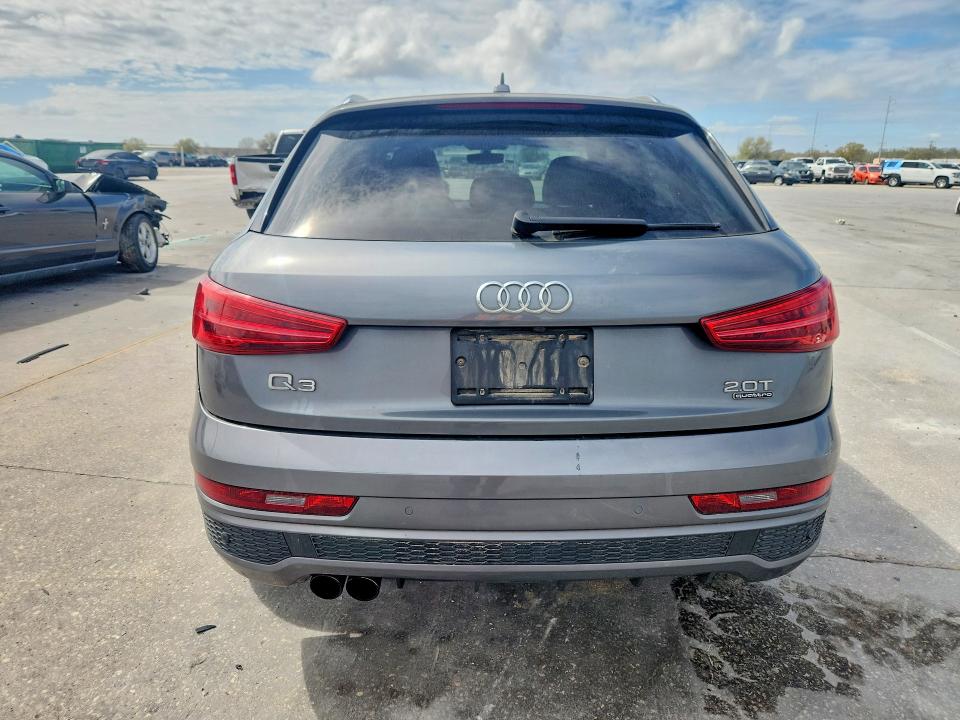 79784245 :رقم المزاد ، WA1GCCFSXHR011847 vin ، 2017 Audi Q3 مزاد بيع