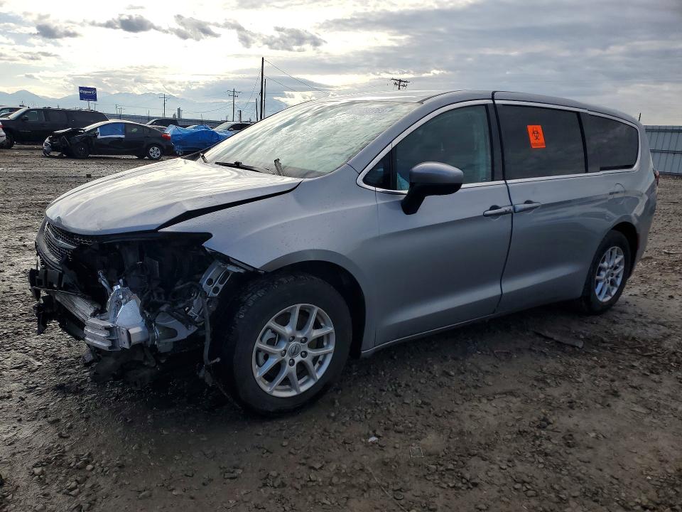 2021 Chrysler Voyager მანქანა იყიდება აუქციონზე, vin: 2C4RC1CG5MR579379, აუქციონის ნომერი: 77892765