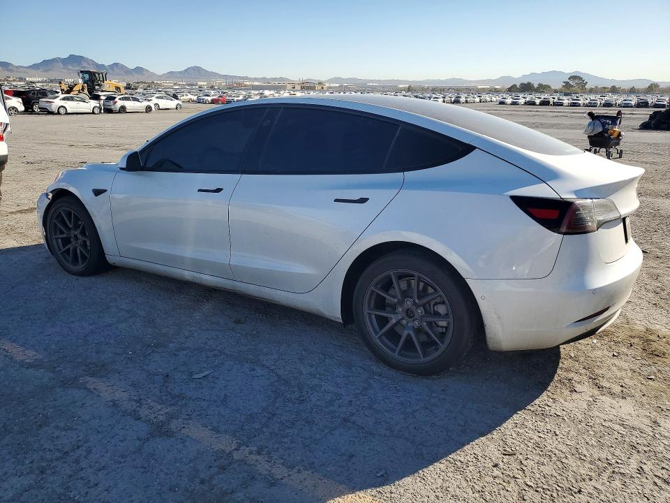 45492406 :رقم المزاد ، 5YJ3E1EA1MF076162 vin ، 2021 Tesla Model 3 مزاد بيع